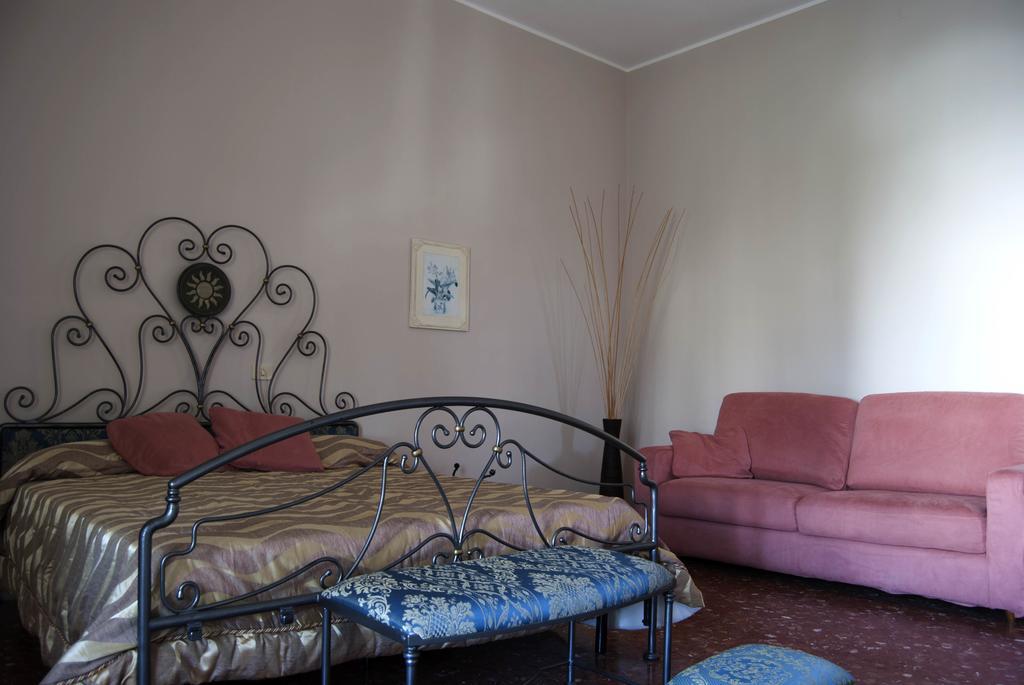 B&B Coste Del Salento San Pietro Vernotico Rum bild