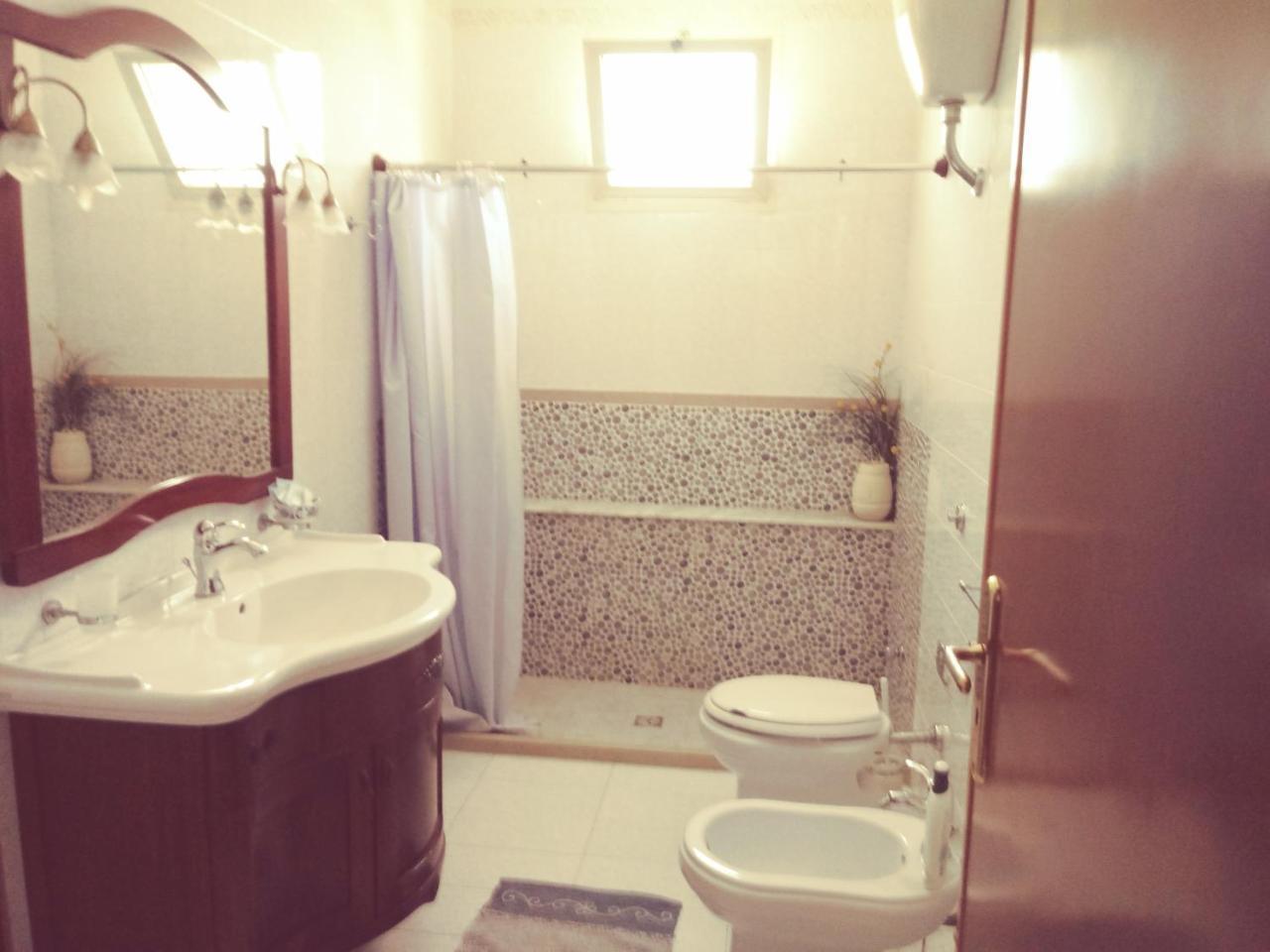 B&B Coste Del Salento San Pietro Vernotico Exteriör bild